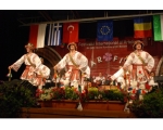 Festivalul International al Artelor din tarile vecine Romaniei si din Balcani „Garofita Pietrei Craiului”